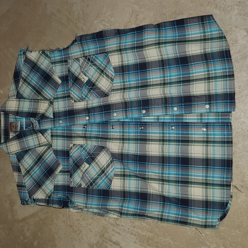 TRUE RELIGION BUTTON DOWN